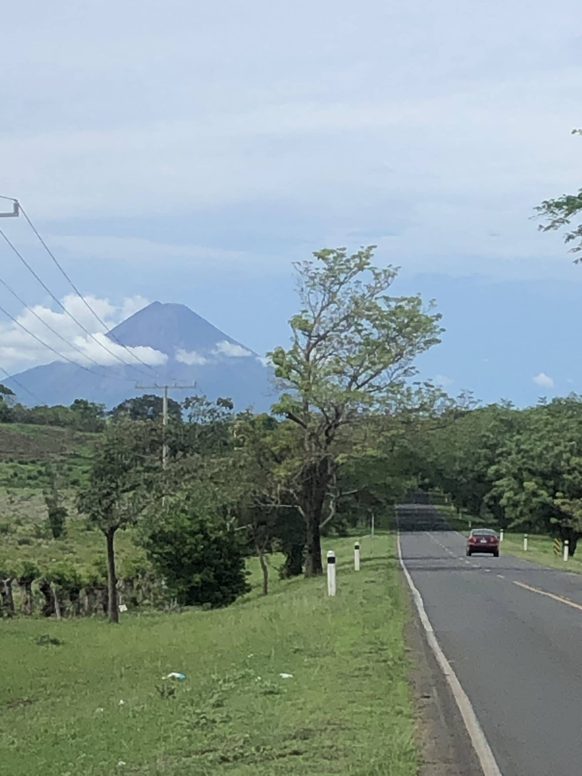 can you visit nicaragua from costa rica